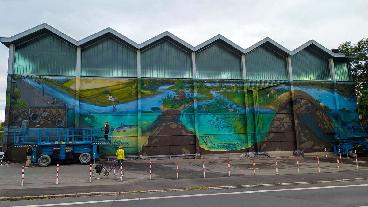 Riesiges Wandgemälde ziert EAM-Umspannwerk in Göttingen