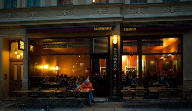 Das Cafe Schwarz Sauer an der Kastanienallee.