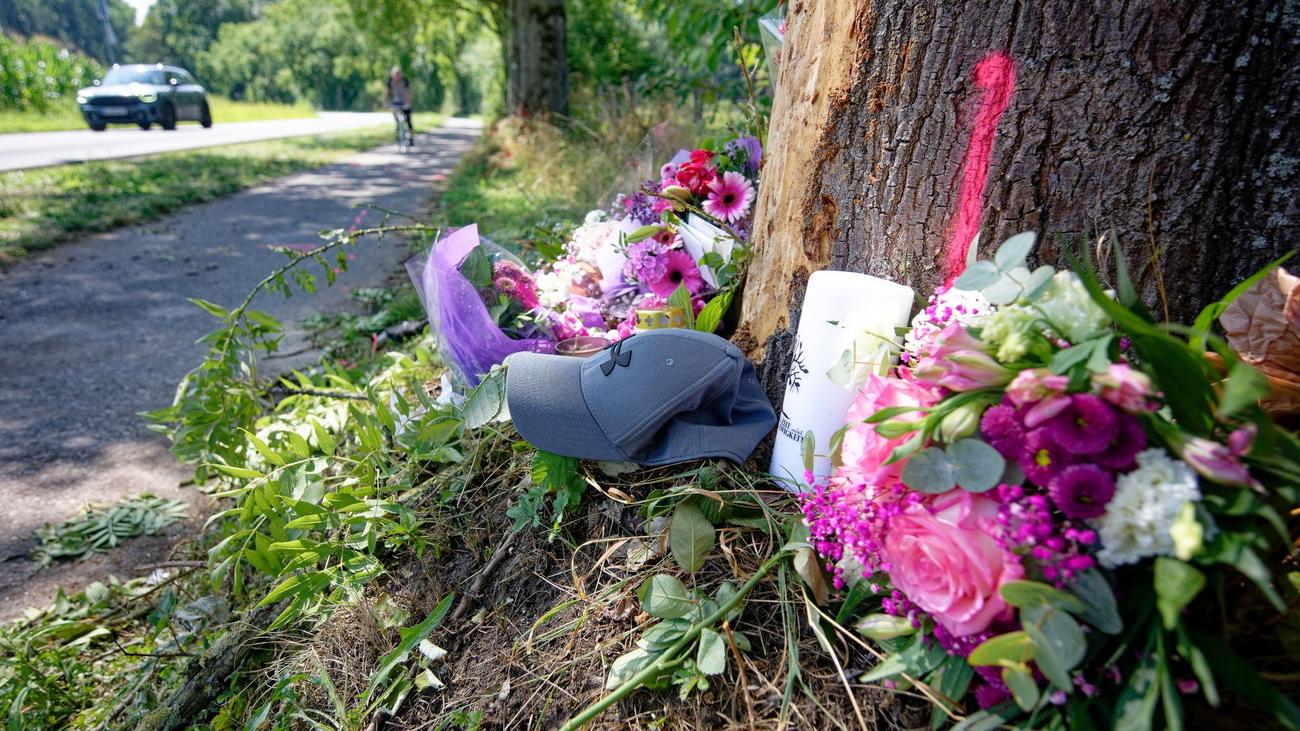 Schwerer Unfall: Zwei Tote und drei Schwerverletzte bei Unfall in Monheim