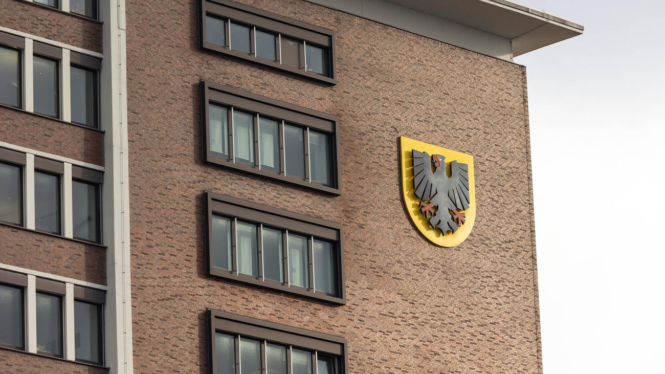 Kommunalwahl in Nordrhein-Westfalen: Streit um Dortmunder AfD-Wahlkampfplakate spitzt sich zu