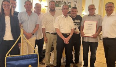 OB Mende zaubert Pokalknüller aus der Trommel