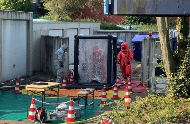 FW-GE: Chlorgasaustritt im öffentlichen Schwimmbad - Undichtigkeit erfolgreich behoben