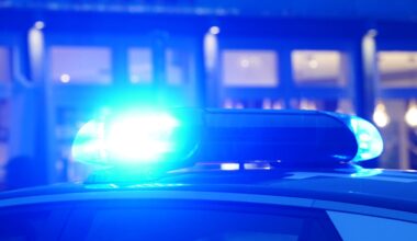 Massenschlägerei: 50 Gäste schlagen bei Feier in Hamburg-Rotherbaum aufeinander ein – Polizisten verletzt