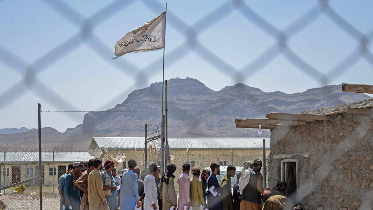 Migration: Pakistan nimmt Afghanen mit Aufnahmezusage für Deutschland fest