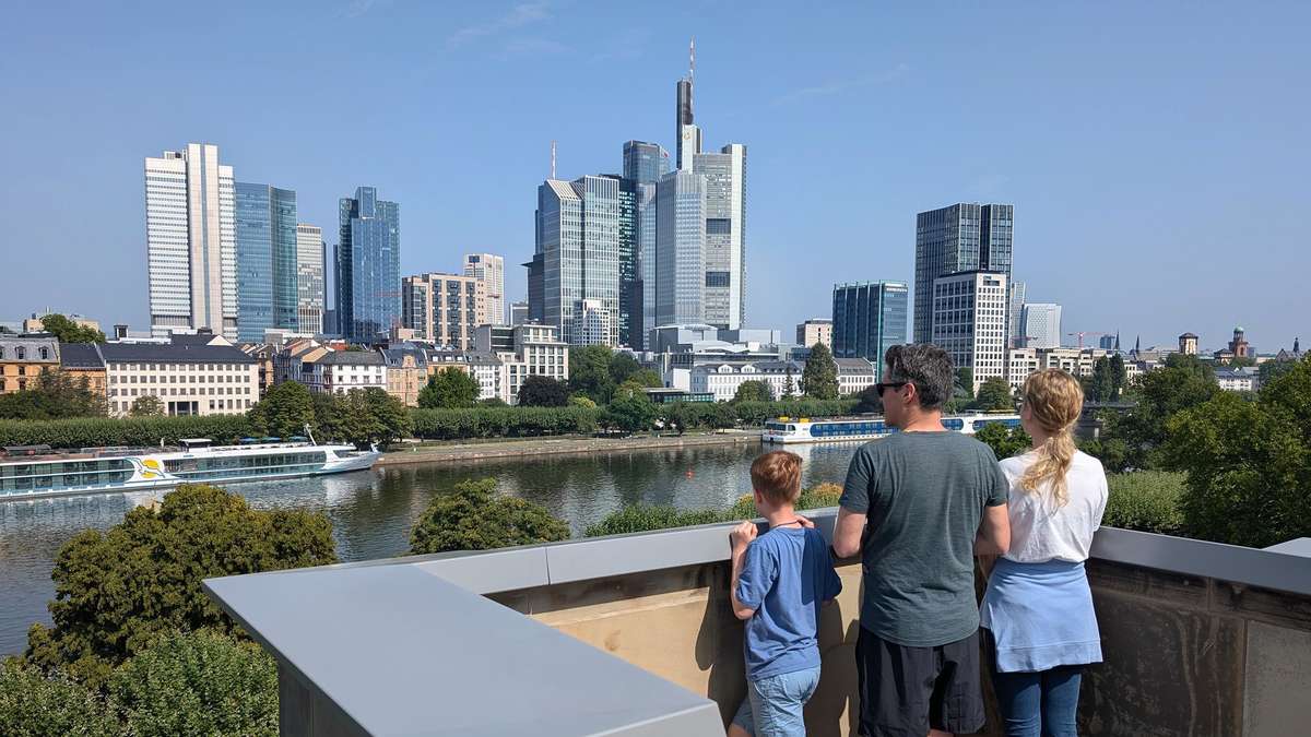 Beim Rooftop Day wird mit Drinks, Musik und Führungen gefeiert