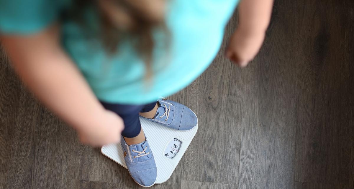 Genetik der Mutter beeinflusst Gewicht des Kindes auch ohne Vererbung – News – Deutsches Ärzteblatt