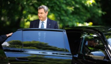 Dienstwagen der Politiker: Markus Söder fährt laut Umwelthilfe den klimaschädlichsten Dienstwagen