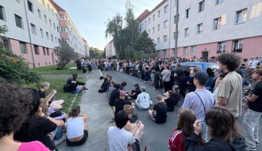 Tötungsdelikt: Menschen demonstrieren nach Tötungsdelikt in Leipzig
