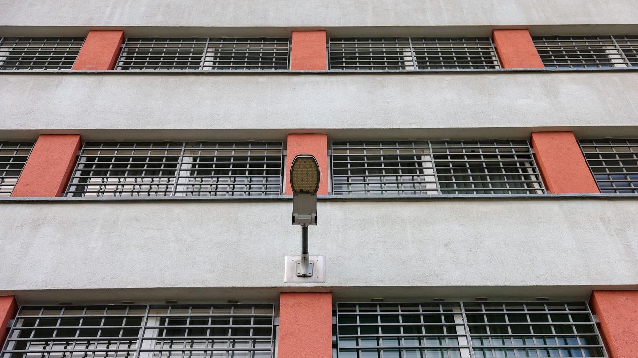 Strafvollzug: Junge Frau aus JVA Chemnitz geflüchtet
