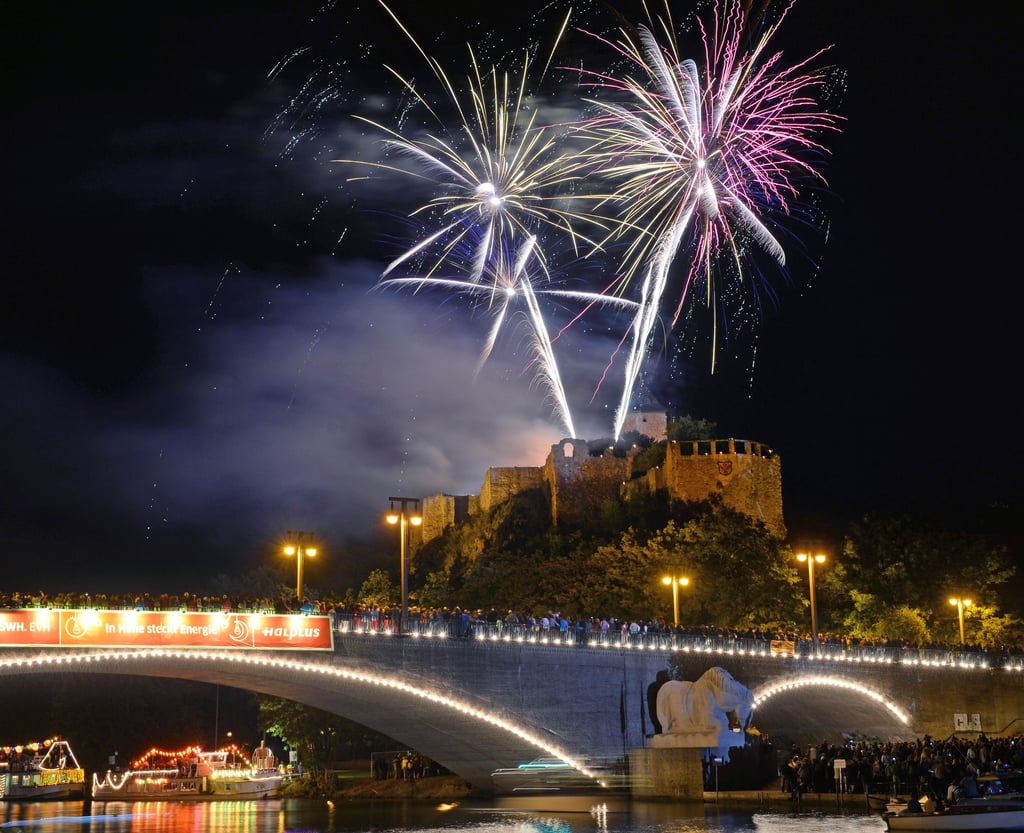 Laternenfest in Halle: Findet 2024 endlich wieder das traditionelle Feuerwerk statt?