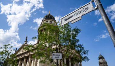 Berlin: Mohrenstraße wird am Samstag doch nicht umbenannt