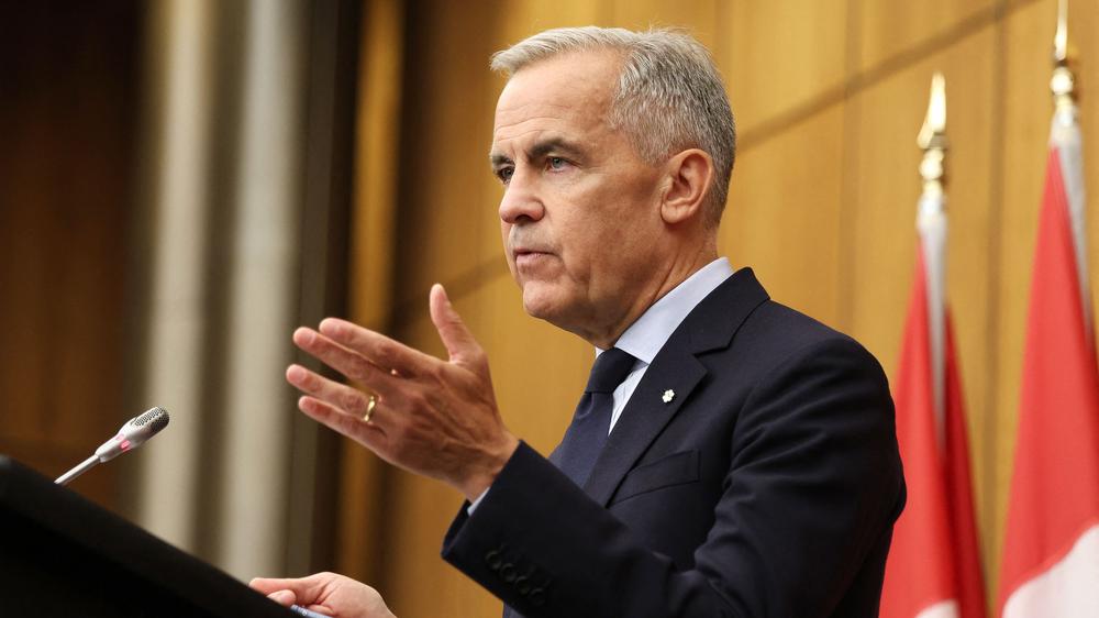 Zollpolitik: Kanadas Premierminister Mark Carney spricht auf einer Pressekonferenz zu den zum Teil aufgehobenen Vergeltungszöllen gegen die USA.