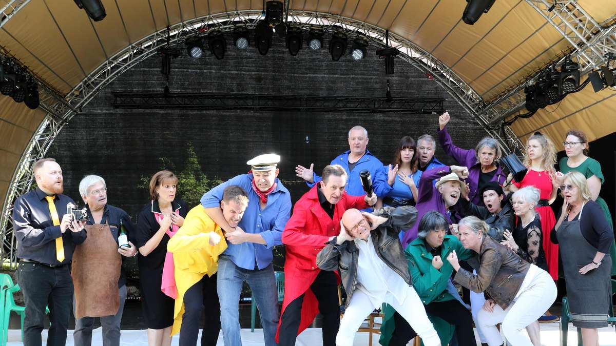 Dreieichenhainer Burgtheater spielt Erfolgsstück „Der fröhliche Weinberg“