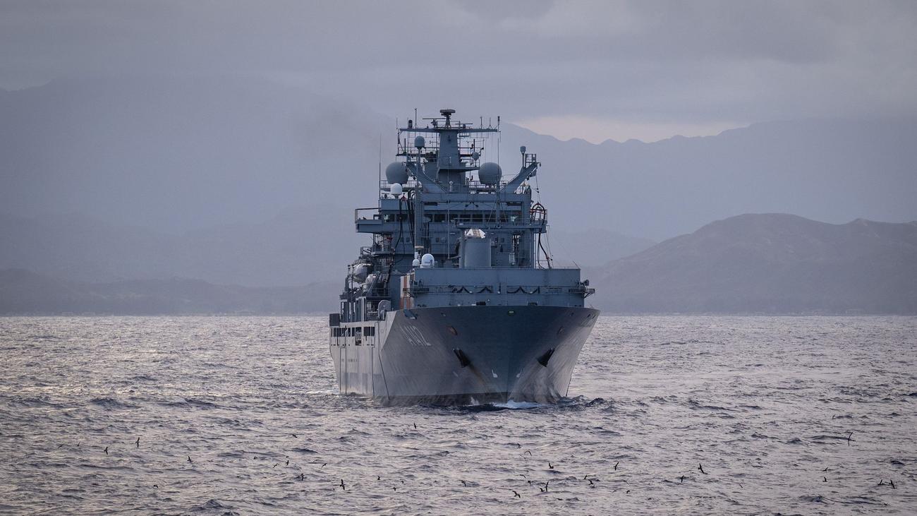 Militärisch-zivile Übung: Marine übt mit zivilen Partnern Verletztenversorgung in See