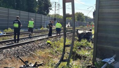 Bahnverkehr: Tödlicher Unfall an Bahnübergang in Bremen