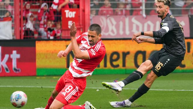 Fußball-Bundesliga: Khedira trainierte nicht mit der Mannschaft.