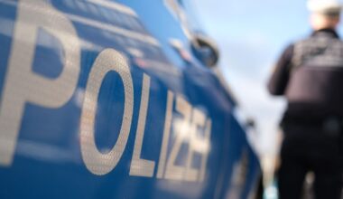14 Leichtverletzte nach Busunfall bei Stuttgart