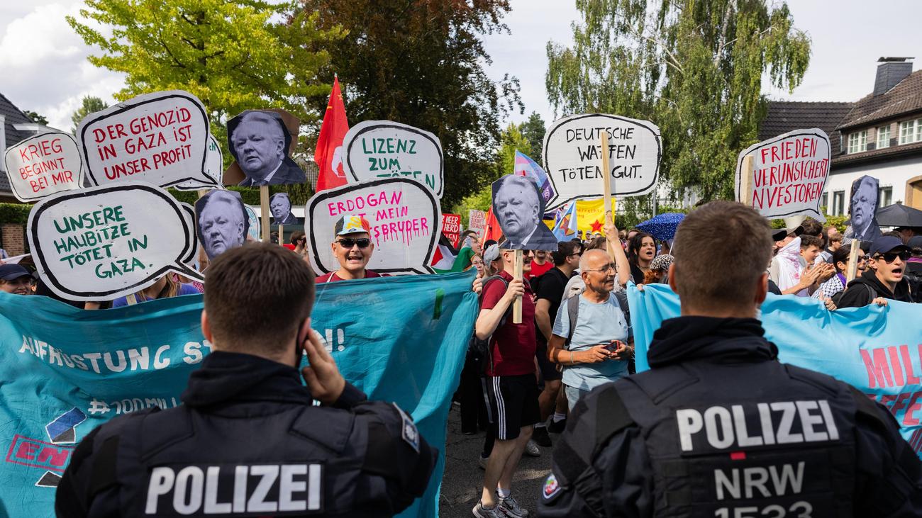 Köln: Gewalt bei Demonstration gegen Aufrüstung