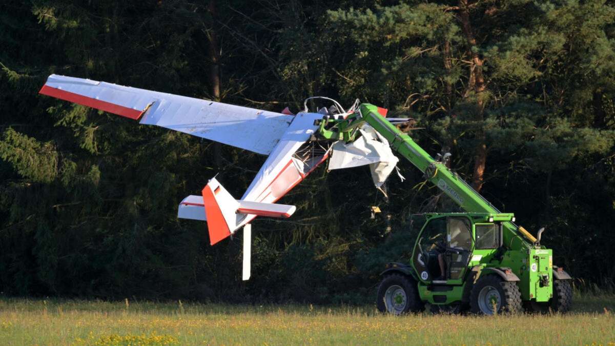 Zwei Menschen sterben bei Absturz von Kleinflugzeug in Brandenburg
