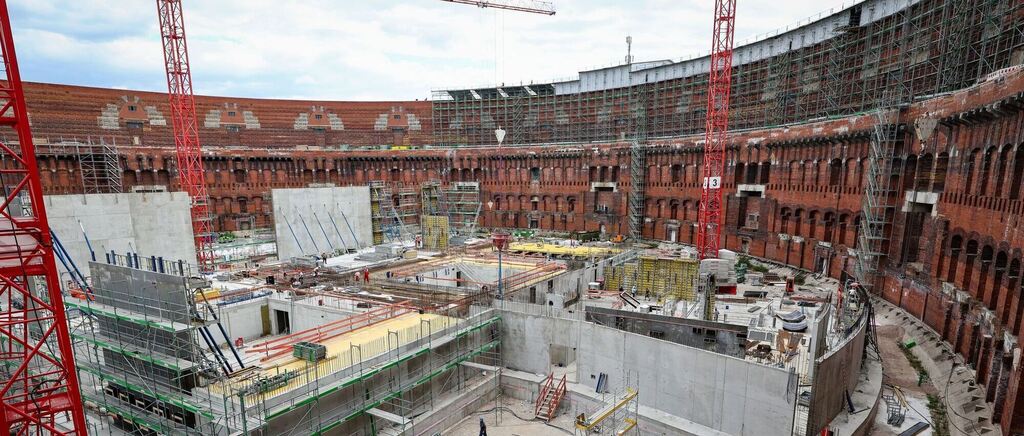 Neues Opernhaus am Nazi-Bau wächst