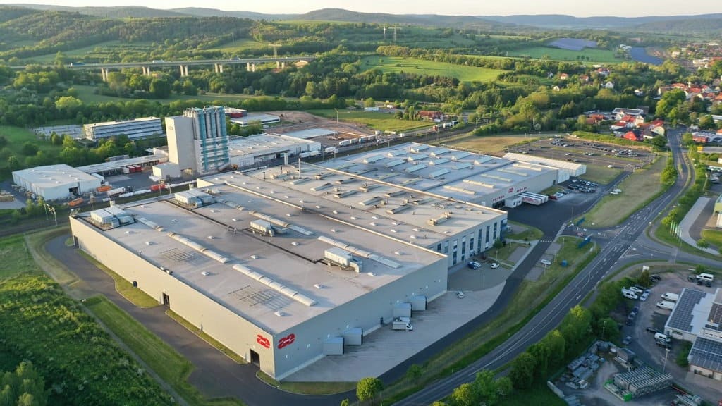 Deutscher Autozulieferer vor dem Aus: 600 Mitarbeiter fürchten um Jobs | Regional