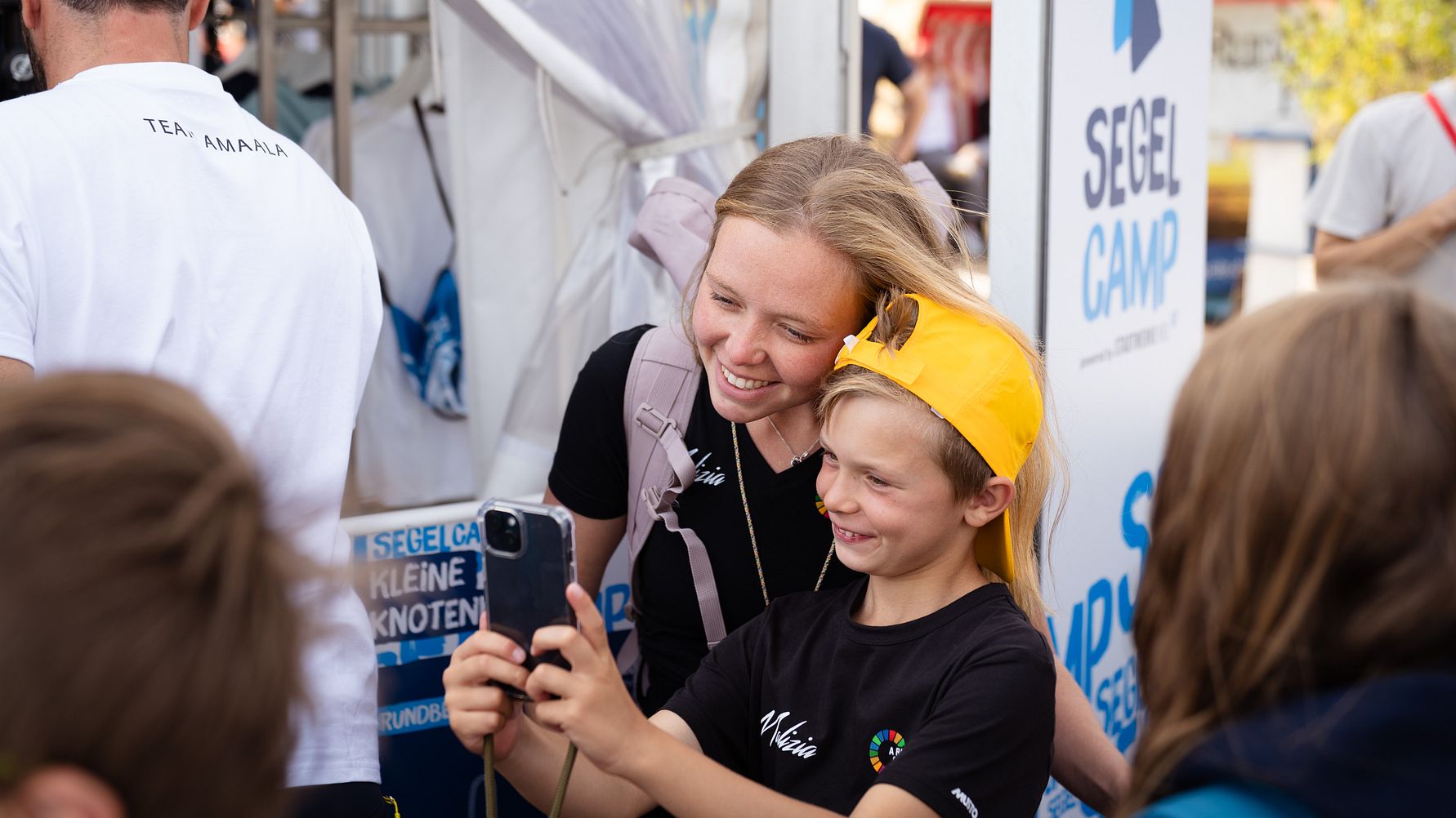 The Ocean Race Europe 2025 – Glückliche Fans beim Fan Day