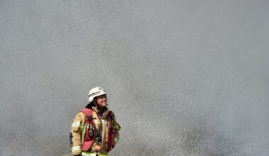 Feuerwehrmann bei einem Einsatz in Berlin