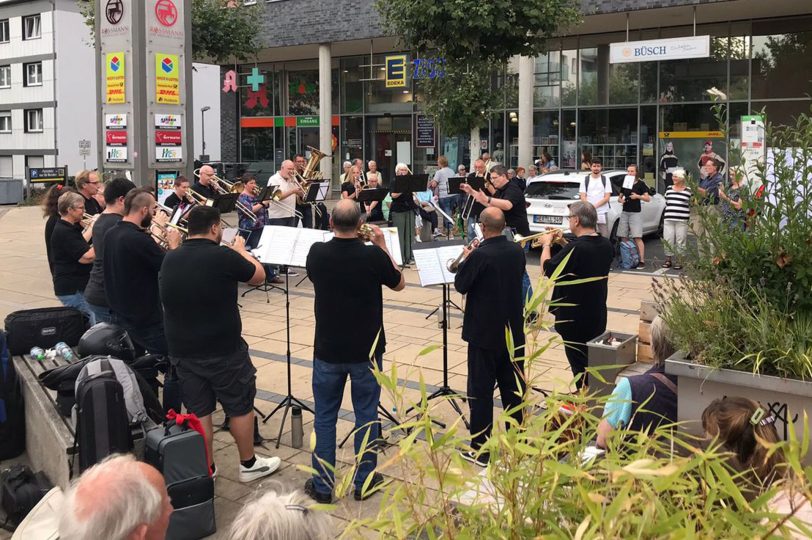 Serenade auf der Stadtterrasse | halloherne.de