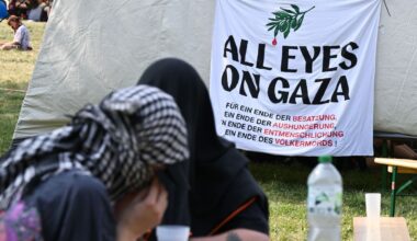 Bei dem Treffen wird auch der Gaza-Krieg thematisiert. Foto: Arne Dedert/dpa