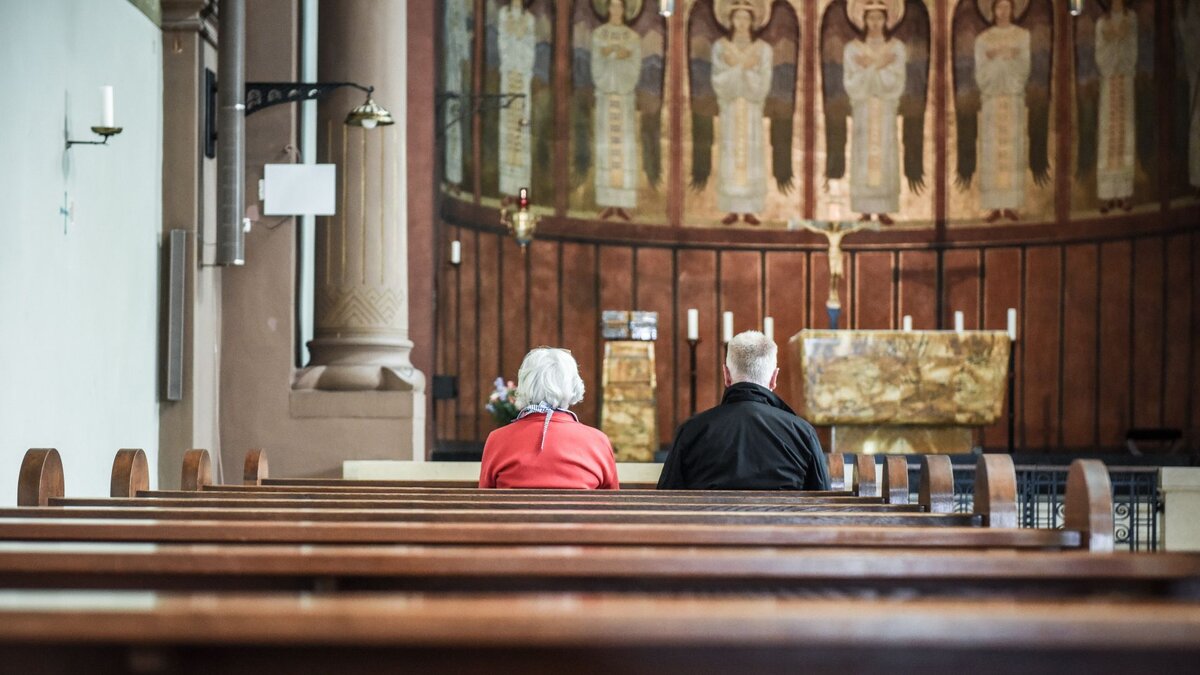 Kölner Dompropst bedauert leere Kirchen