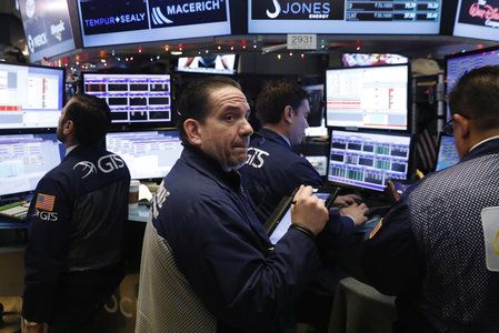 MARKT USA/Wenig verändert - Blicke auf Erzeugerpreise gerichtet