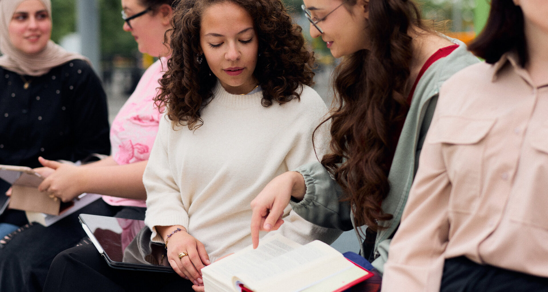 Online-Gesetzbuch erleichtert Zugang zu Gesetzestexten – Aktuell Uni Bielefeld
