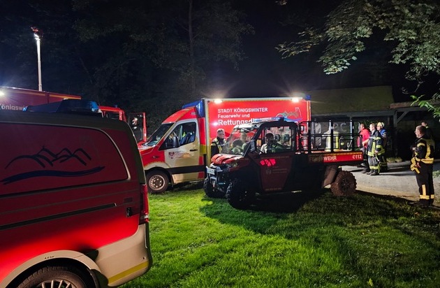 FW Königswinter: Verletzter Mountainbikefahrer im Wald - Feuerwehr unterstützt ...