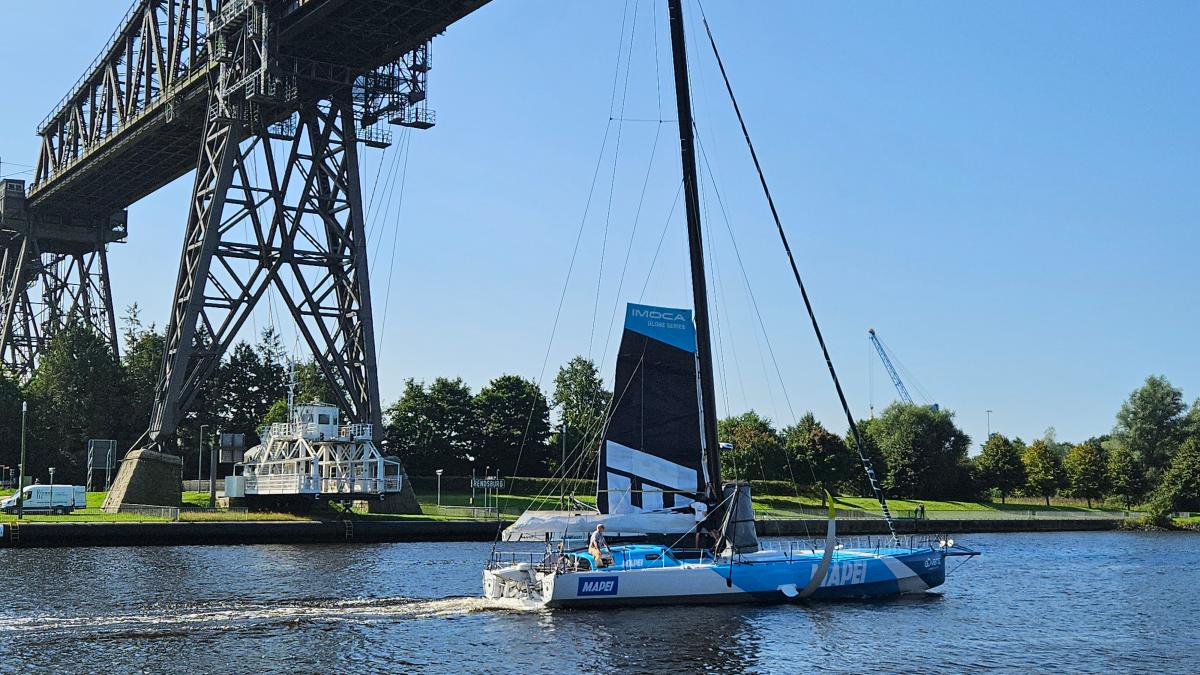 Nach Unfall beim Ocean Race in Kiel: Mapei passiert Rendsburg