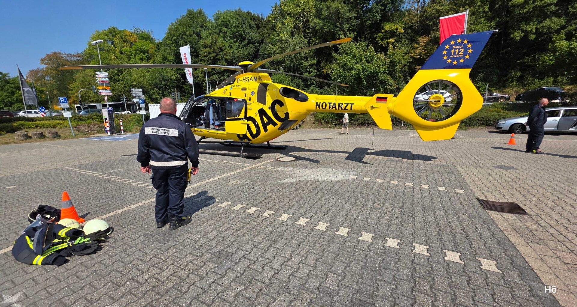 AUFWENDIGE RETTUNG NACH STURZ AUS GEBÄUDE