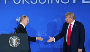 Trump und Putin halten gemeinsame Pressekonferenz ab - Xinhua