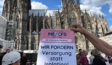 Liegend-Demo auf dem Alter Markt