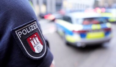 Hamburg - Dienstwaffe von Zivilfahnder gestohlen - Festnahme - Panorama