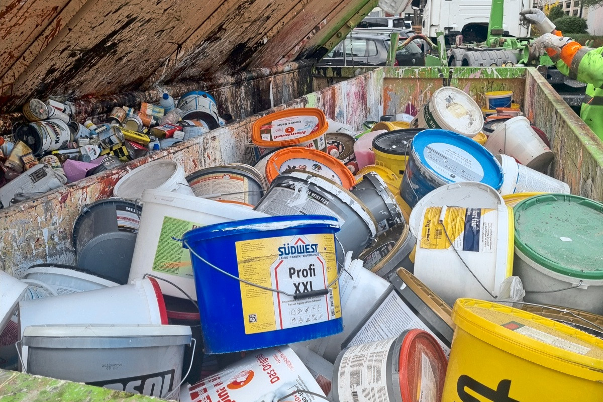 Neue Termine: Das Schadstoffmobil tourt wieder durch den Kreis Esslingen - Landkreis Esslingen - Nürtinger Zeitung