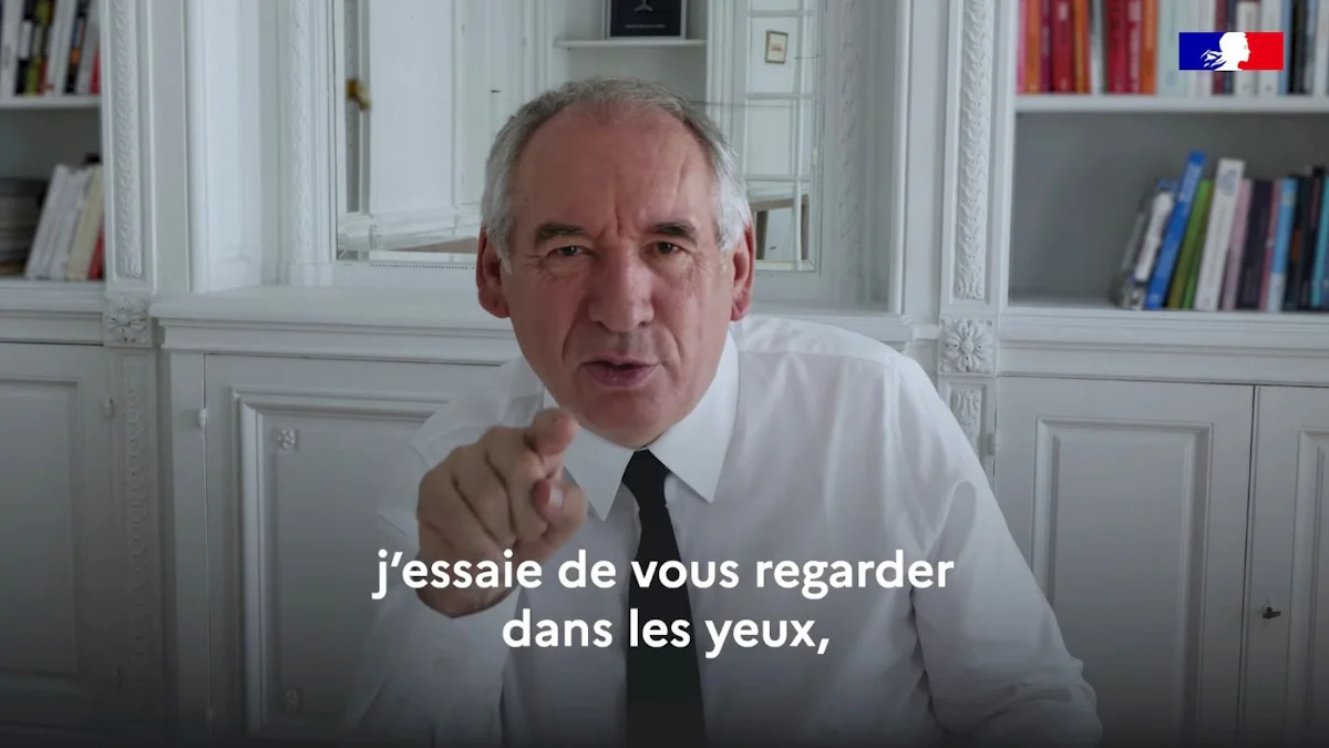Frankreich: Wie der alte Premier die Franzosen bei Youtube aufs Sparen einstimmt - Politik