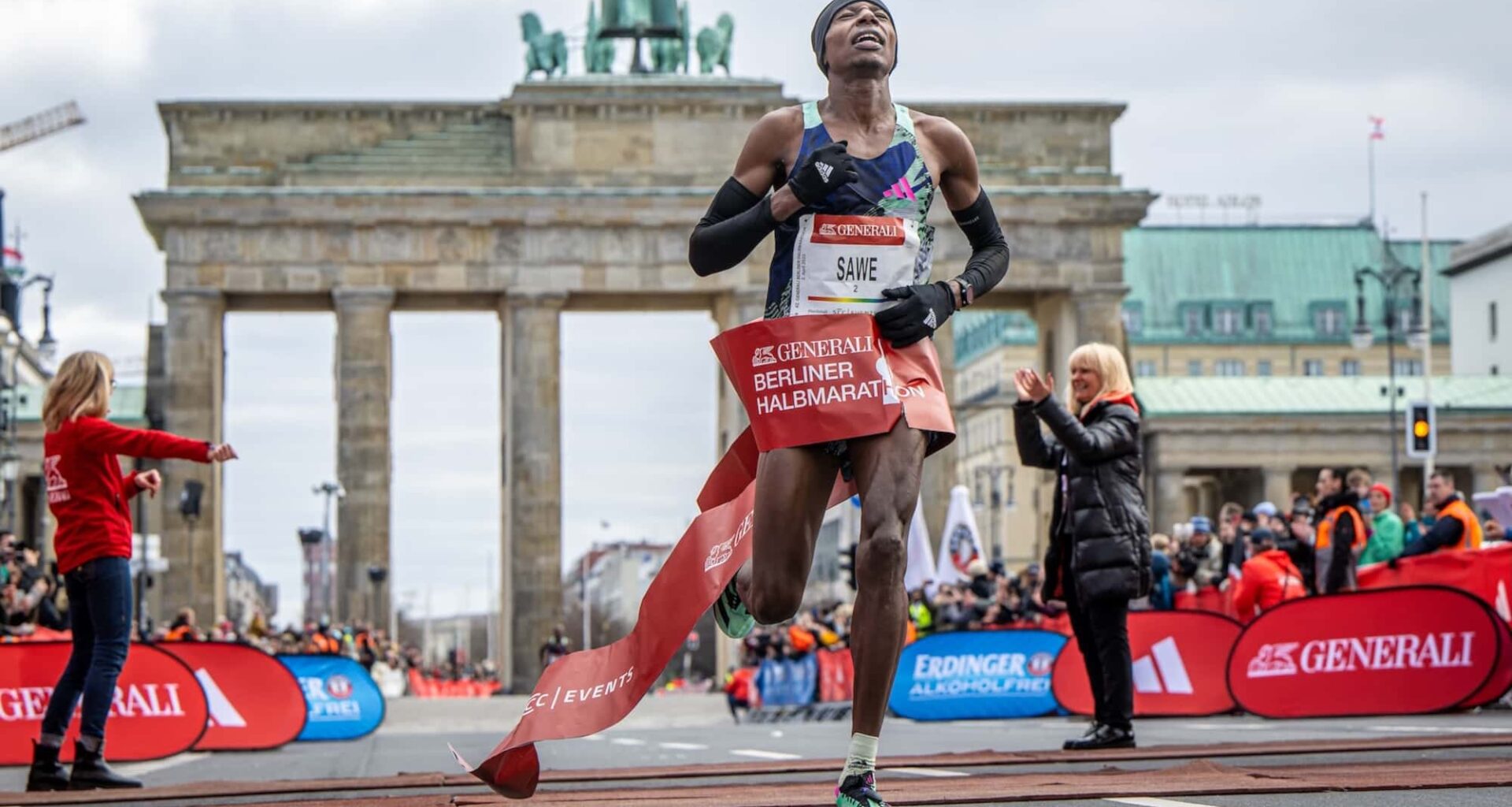 Kenias Marathon-Star Sabastian Sawe läuft Berlin-Marathon