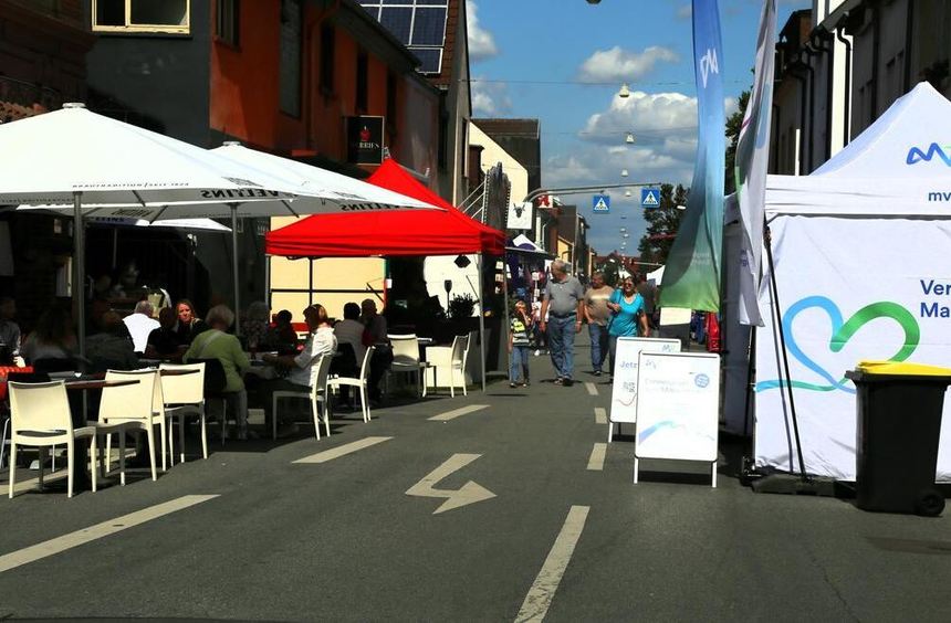 Mannheimer Stadtteil Sandhofen präsentiert sich im Kerwe-Lebensstil
