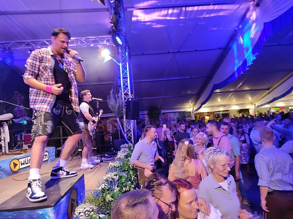 Oktoberfest auf Kanzlers Weide in Minden. - © Carsten Korfesmeyer
