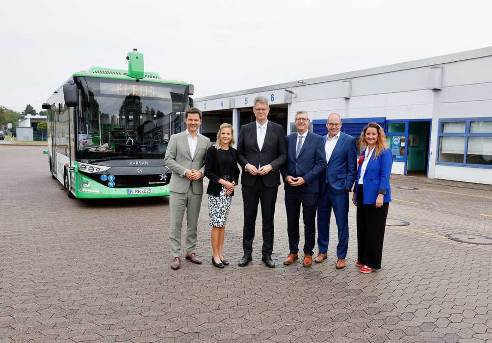 Bundesverkehrsminister Patrick Schnieder war bei der Jungernfahrt mit an Bord.
