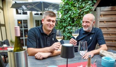 Zehn Quadratmeter, drei Tische: So sieht Bielefelds kleinster Biergarten aus
