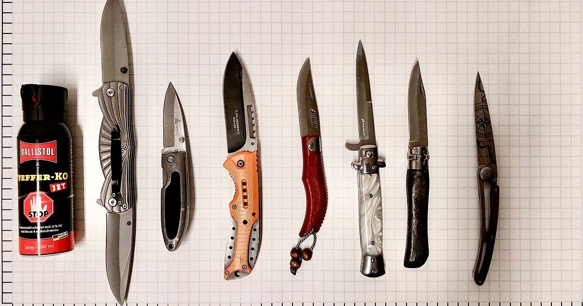 Kontrollen beim Bielefelder Treppentanz: Diese Messer hatten Partygänger dabei