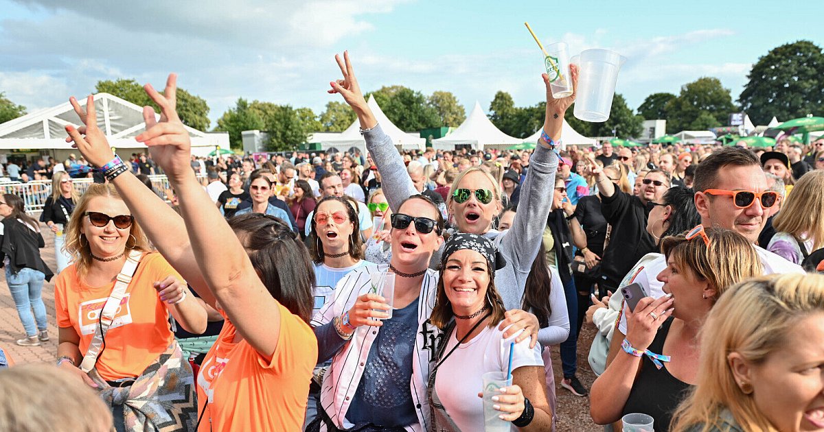 Mega 90er Festival in Minden: Der Abend in Bildern | Minden: Aktuelle News & Nachrichten