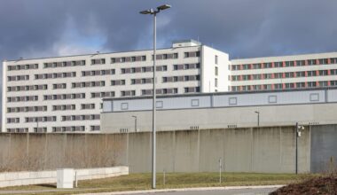 Sven Liebich: Neonazi tritt Haftstrafe im Frauengefängnis nicht an | News