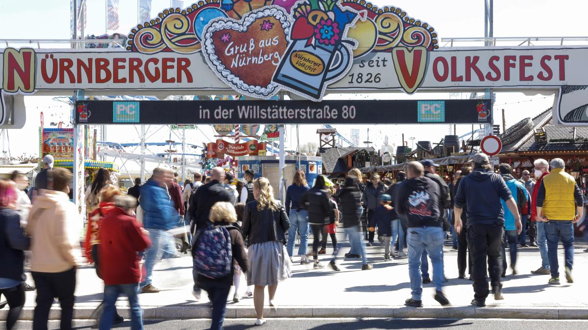 Volksfest Nürnberg Herbst 2025: Programm, Öffnungszeiten, Fahrgeschäfte, Feuerwerk