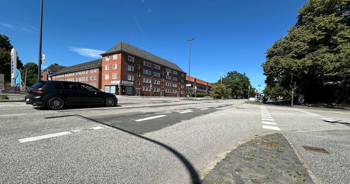 Sperrung auf Holtenauer Straße, Westring, Sophienblatt